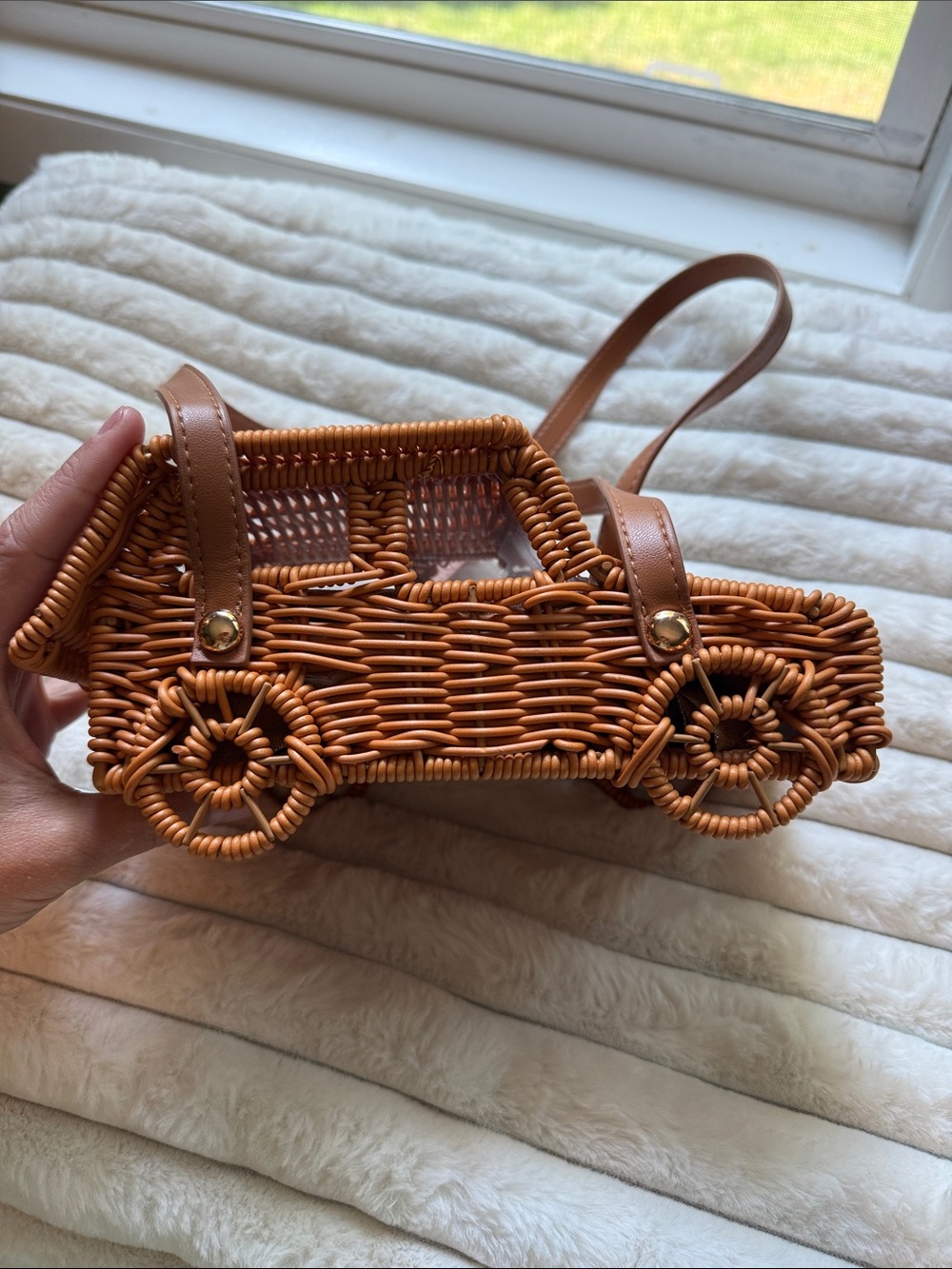 Tommy Bahama Woven Rattan Car-Shaped Crossbody Bag in Warm Tan - Picture 6 of 7